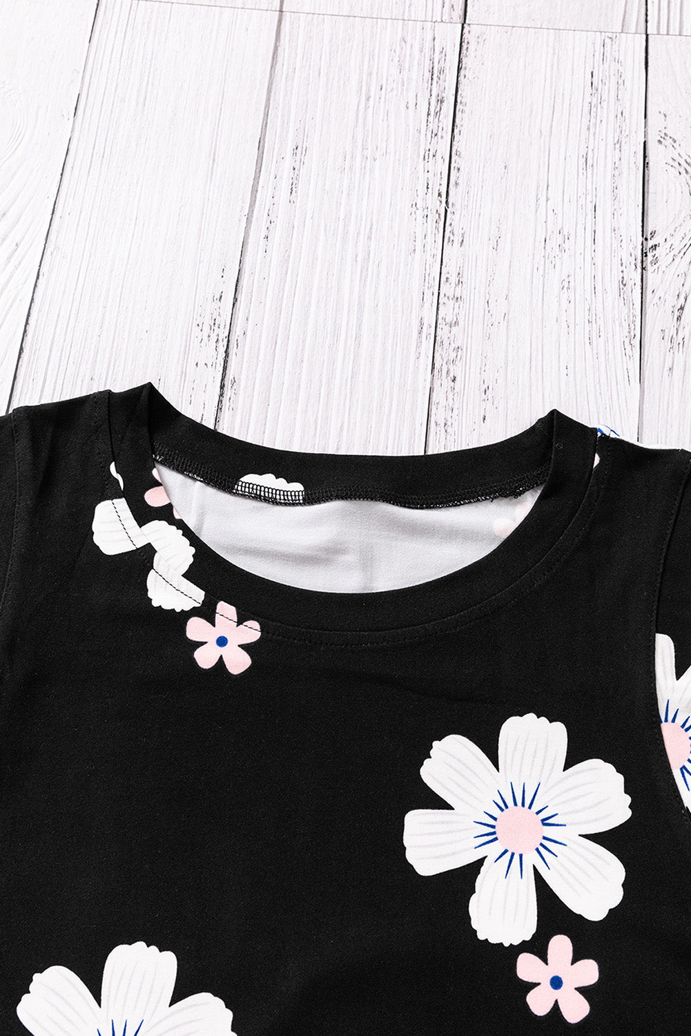 322ec483b49342f9bbb1e62552714e0e-Max