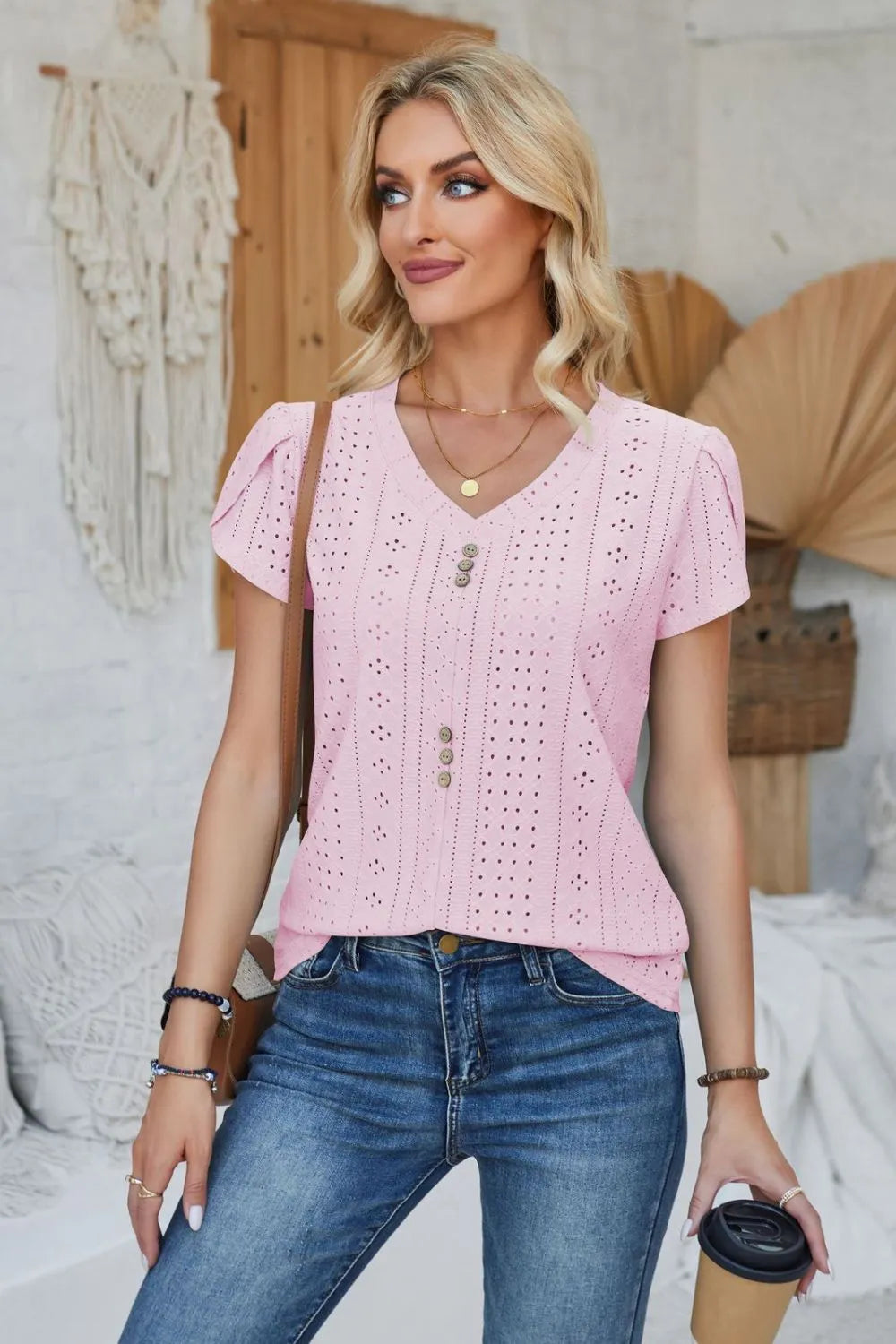 4f1f1c1c-60b8-4fb9-8586-50e83b6b4935-Max