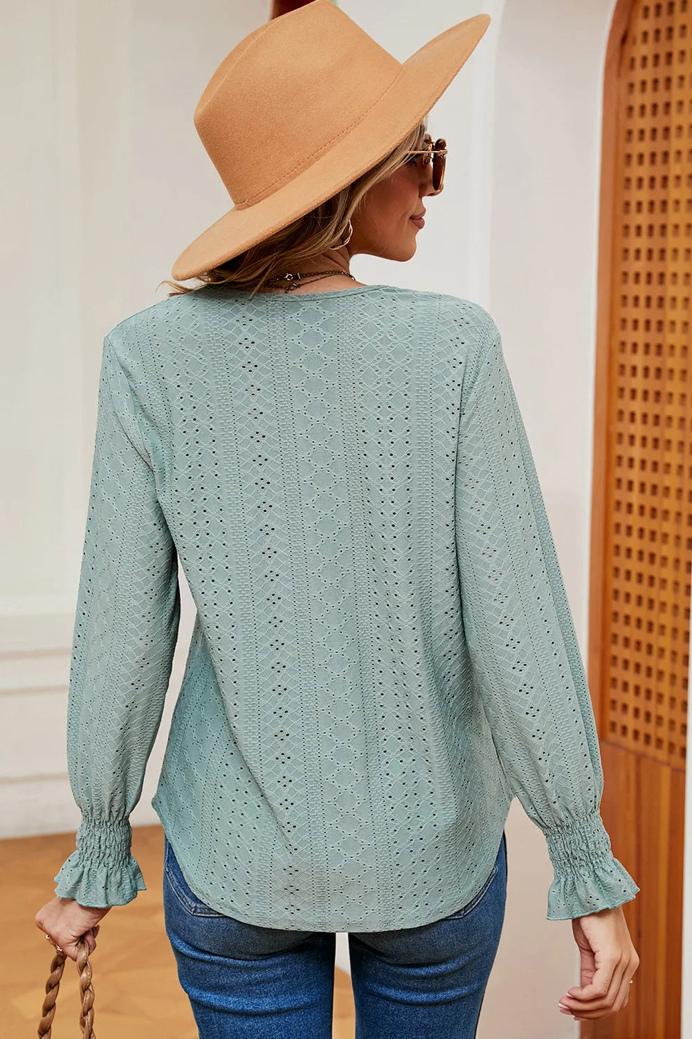 749dc050-ff38-40b8-a593-16d9e5436080-Max