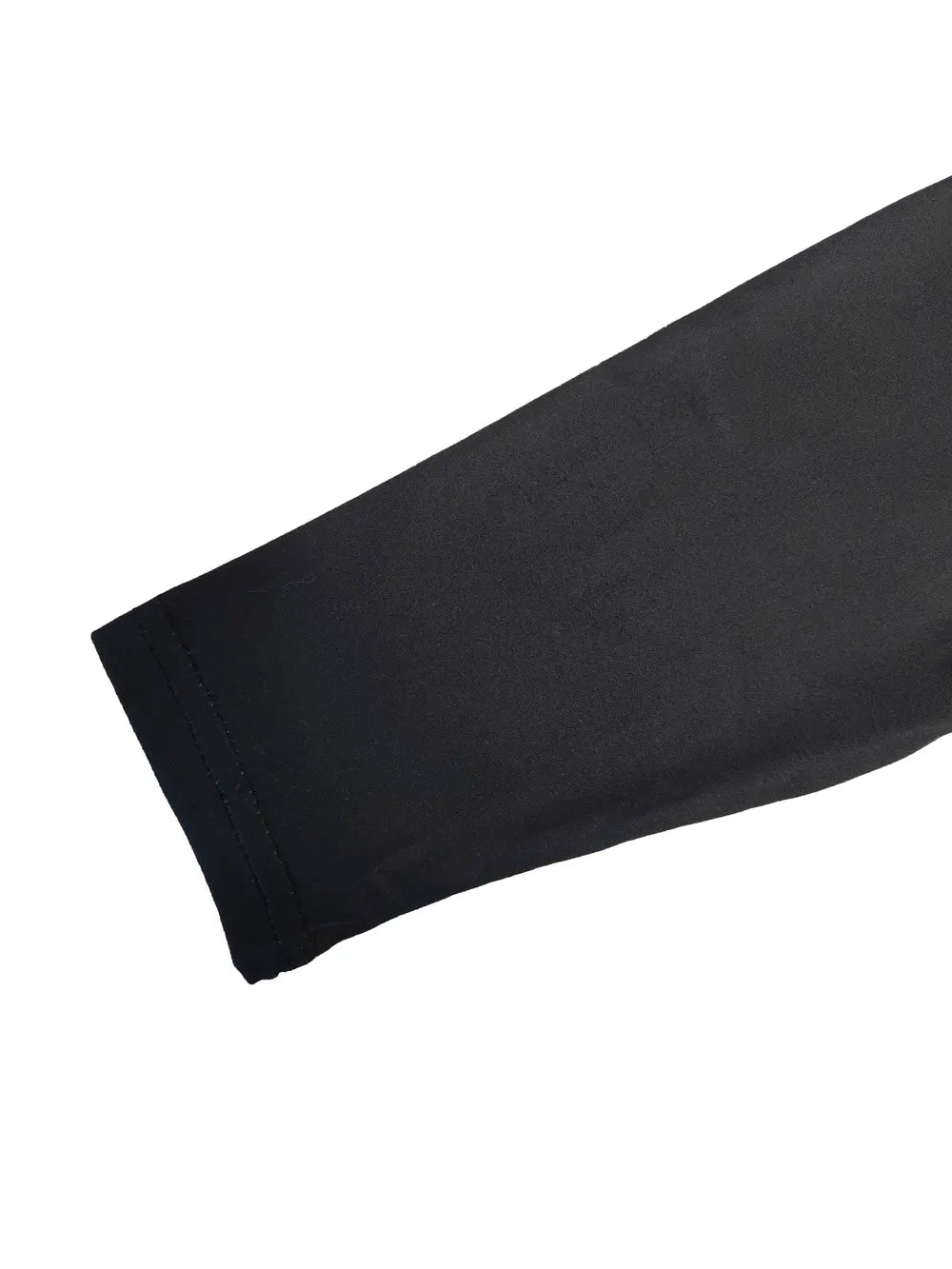 9b606f04-1233-4399-ab8b-7db74baea240-Max