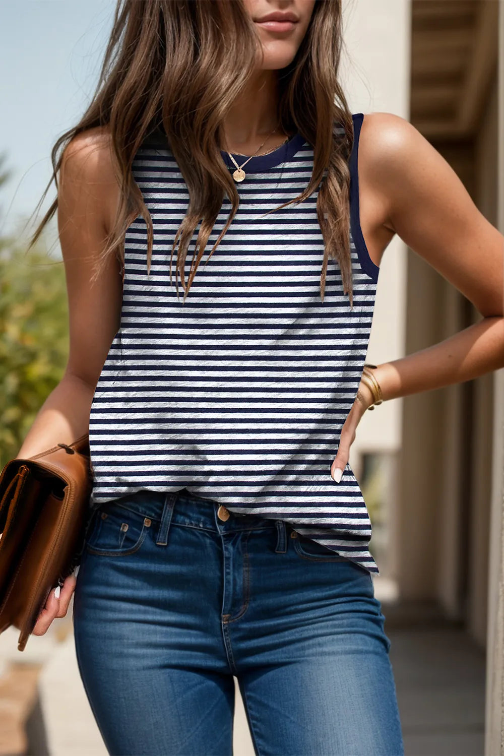 cba4fdb6-fbfa-4032-a227-a3906b03eb6b-Max