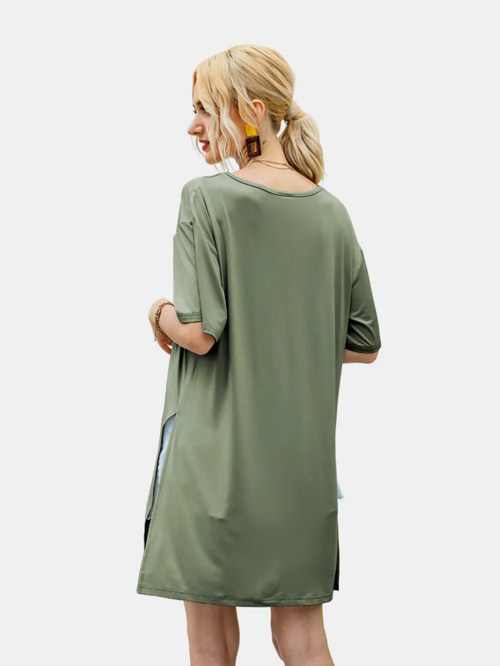 e9536da2-538d-4bda-9d1c-5b115600ecd2-Max